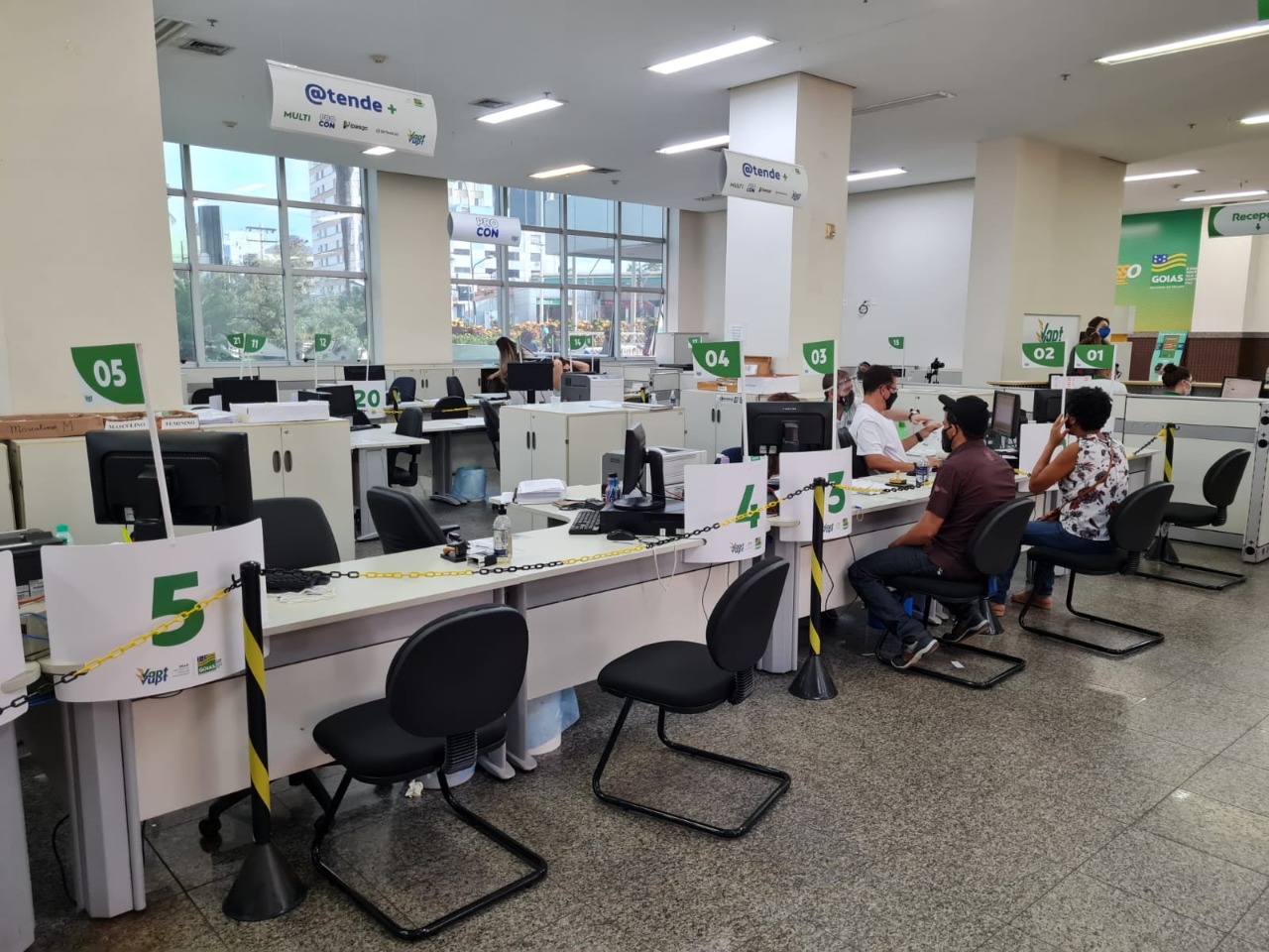 Feriado de Nossa Senhora Auxiliadora veja o que abre e fecha em Goiânia