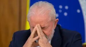 A 15 dias do 1º turno, Lula aparece pior nas pesquisas que há 4 anos