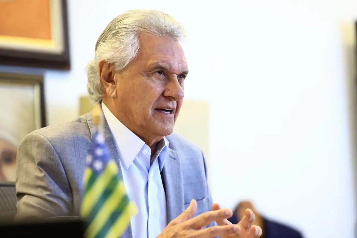 Caiado volta a Goiás para agenda de campanha neste domingo (6)