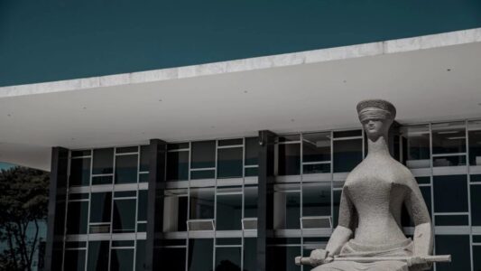 Desconfiança de eleitores no STF cresce e chega a 56%, diz Quaest