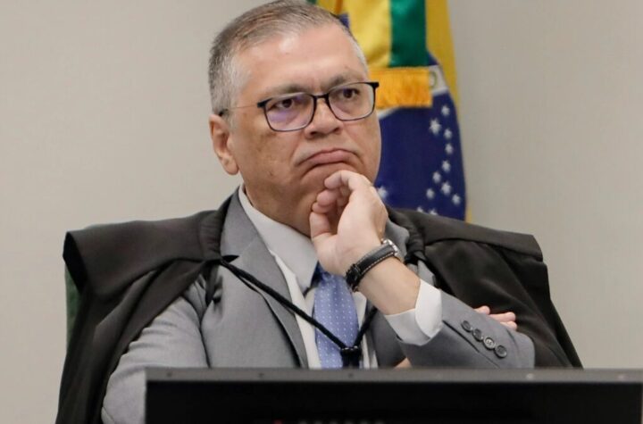 Dino retira sigilo do caso “Dark Horse” relacionado a emendas