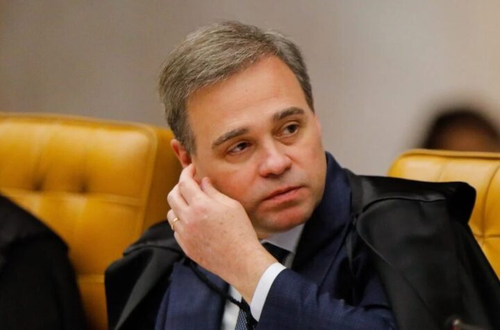 Empresa de Mendonça tem como sócios 4 ex-membros da gestão Bolsonaro
