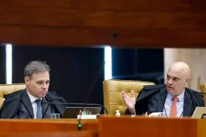 Fachin marca para dia 23 sessão do STF para discutir conduta de Mendonça