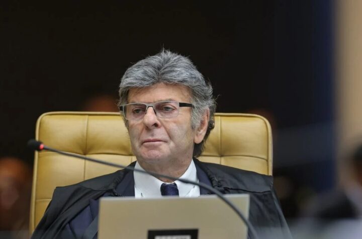 Fux manda Senado esclarecer entradas de Lulinha e mulher de Moraes