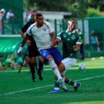 Goiás tem jogador expulso, perde para o Fortaleza e continua na segunda parte da Série B