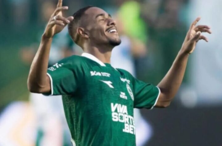 Goiás vence Avaí de virada por 2 a 1 na Serrinha e encurta distância para G-6 da Série B