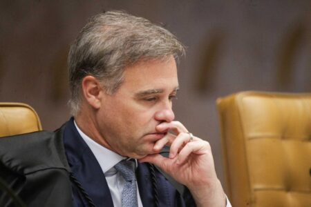 Há 6 anos, era Mendonça que via aliado ser afastado da PF por Moraes