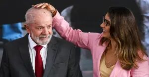 Lula aciona TSE contra Flávio e PL e pede 20 direitos de resposta