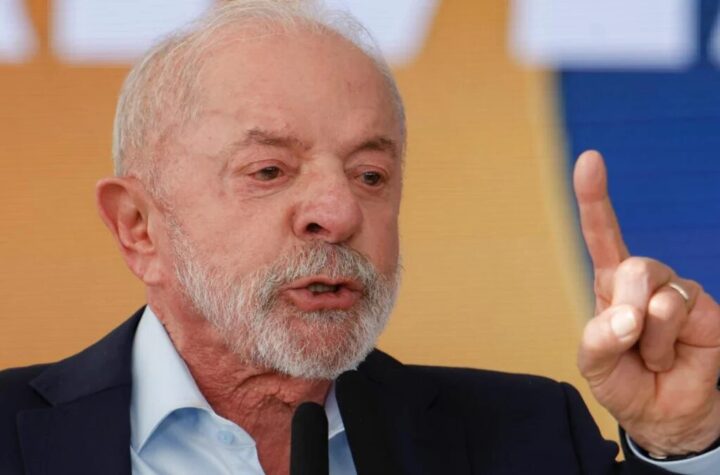Lula realiza ato de campanha no Piauí e evita menção ao STF