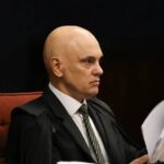 Moraes trocou de celular, chip e número durante investigação de Vorcaro