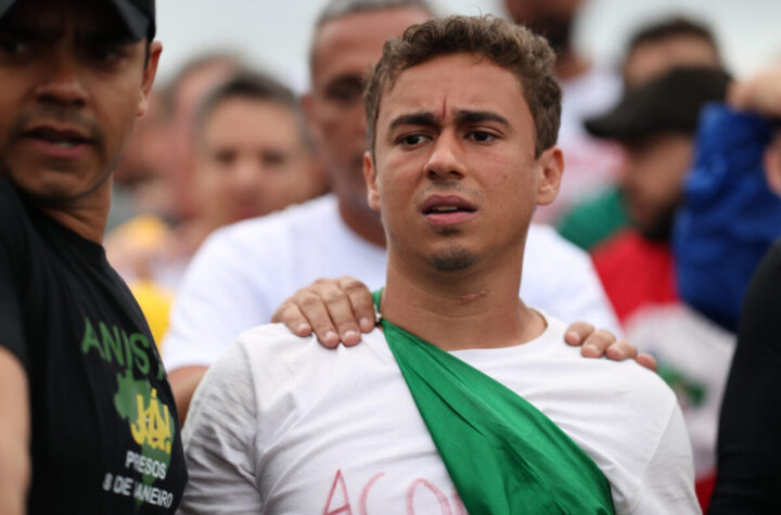 Nikolas admite que postou laudo falso da PF, mas diz que apagou logo depois