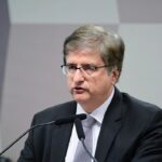 Oposição pede impeachment de Gonet após citação em relatório da PF