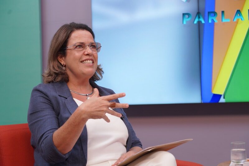 Pesquisa Directa: Rosângela Rezende aparece entre os mais citados para deputado estadual