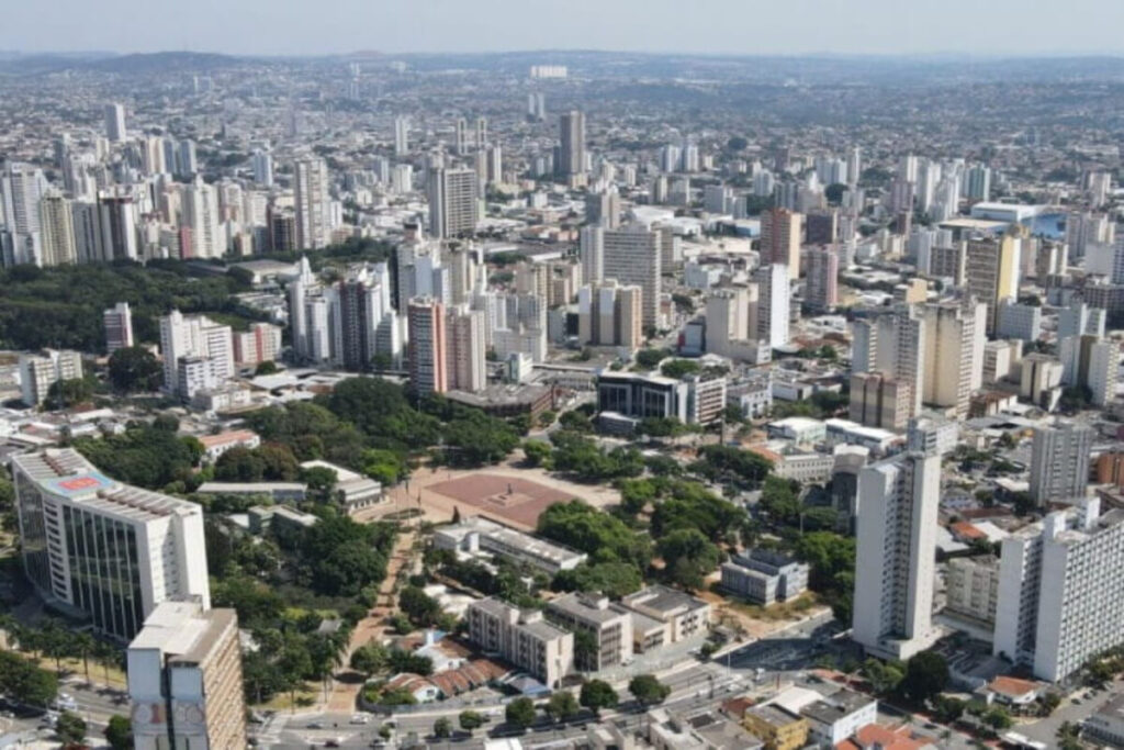 Programa aprovado pela Câmara de Goiânia dá direito a auxílio-aluguel e isenção de imposto na compra do imóvel no Centro; confira