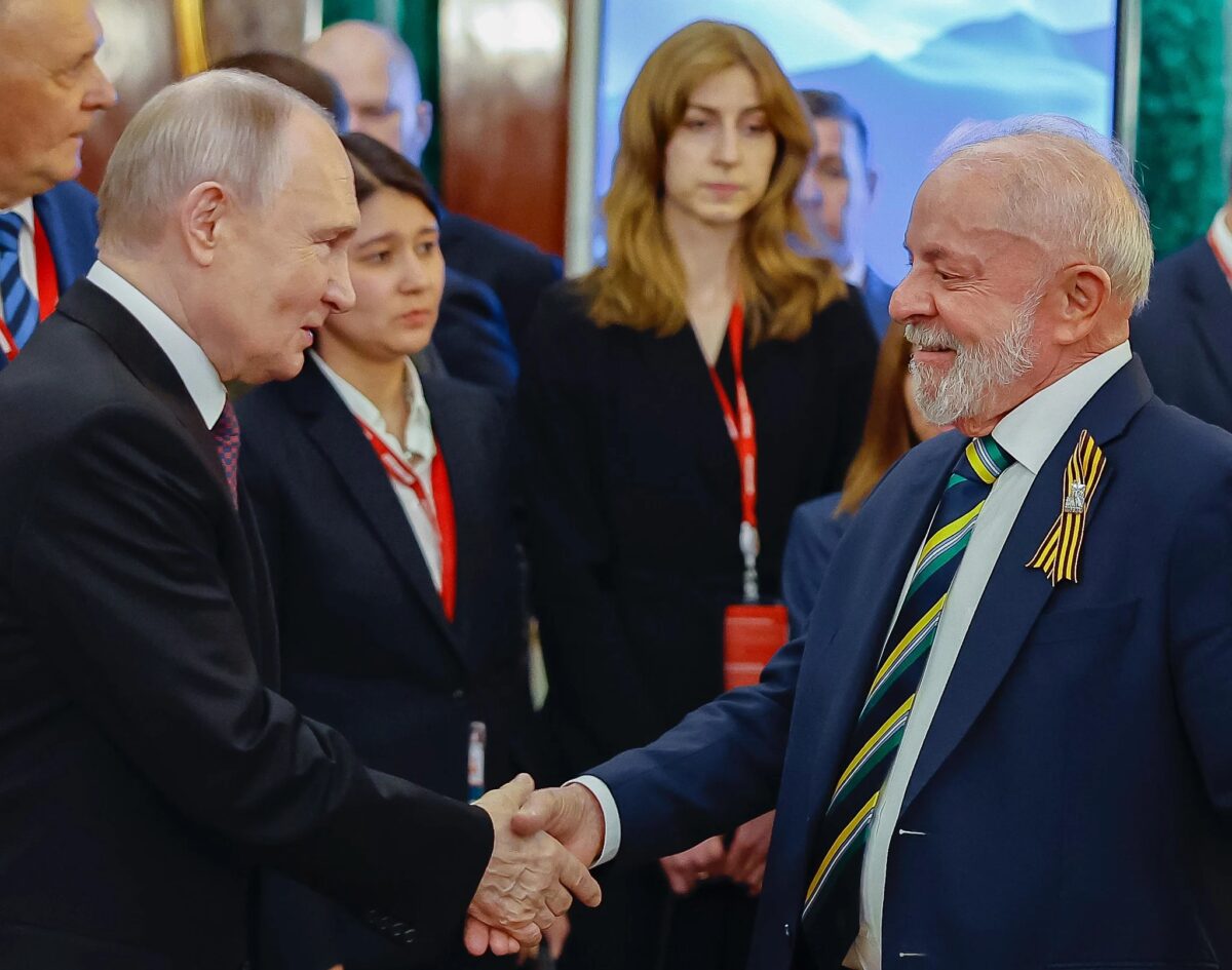 Putin dá parabéns a Lula pelo 7 de Setembro