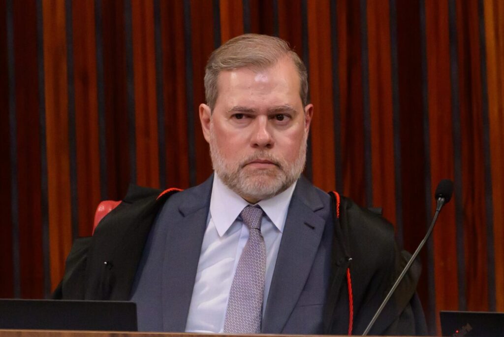 Toffoli se declara suspeito em julgamento no STF sobre investigação de Moraes