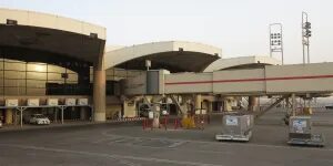 Ataques do Houthi deixam 3 mortos em aeroporto na Arábia Saudita