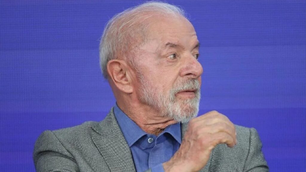 Campanha de Lula avalia interferência no Grok e X, mas prioriza Meta