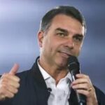 Flávio tem 2,4 pontos de vantagem sobre Lula, aponta Ipespe