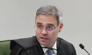 Lula ataca André Mendonça no debate da Band
