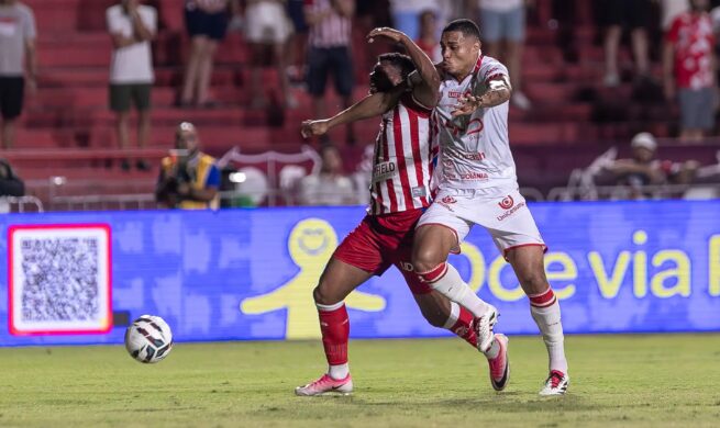 Vila Nova supera o Náutico por 2 a 0 nos Aflitos e retoma a liderança na Série B